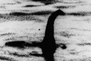 La photographie publiée dans le Daily Mail en 1934 est un canular, mais elle a propulsé le monstre du Loch Ness au rang de célébrité internationale (archives).